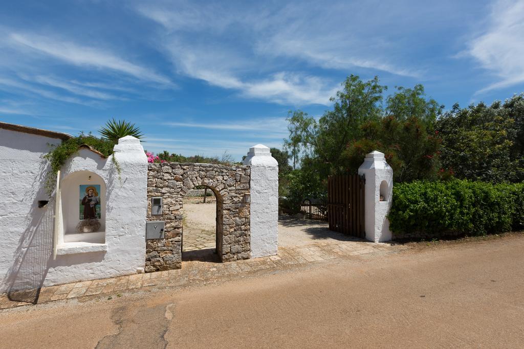 La Corte Della Masseria Сан Вито дей Нормани Екстериор снимка